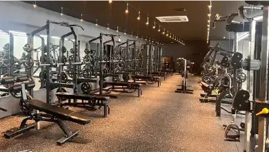 碧南店